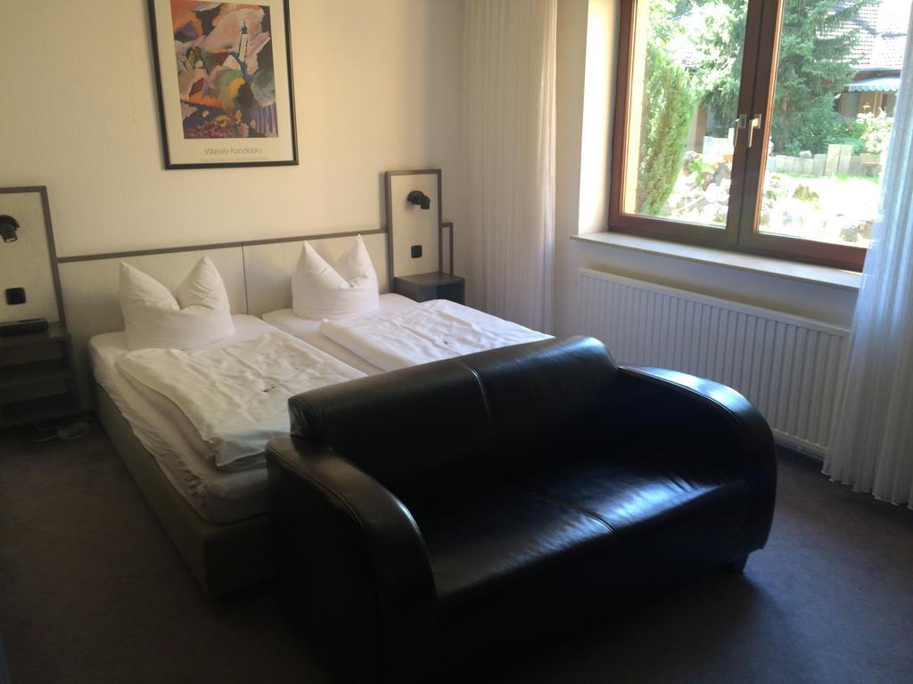 Hotel Aris Sarstedt Rum bild