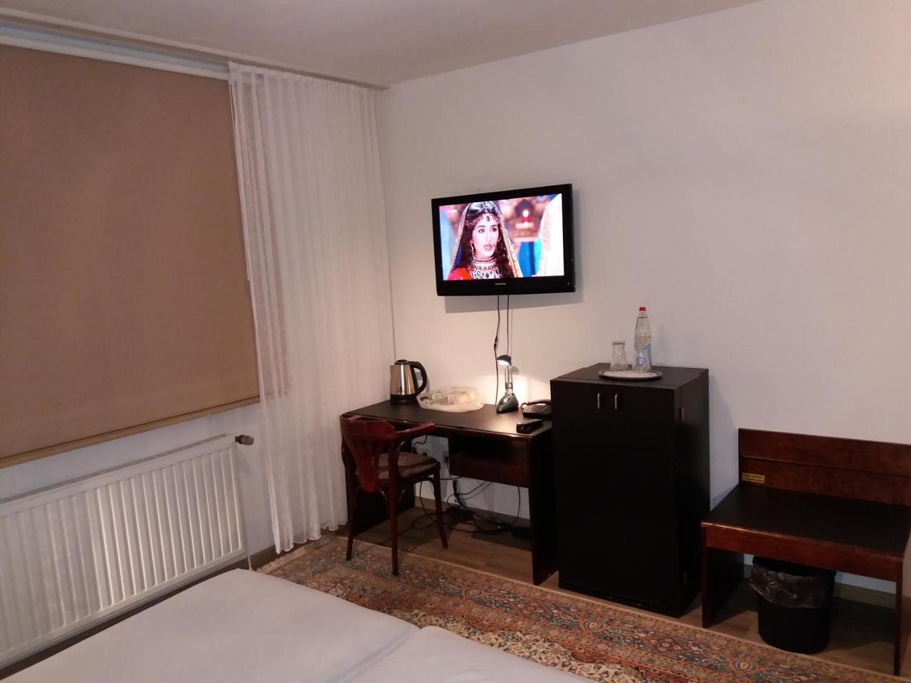 Hotel Aris Sarstedt Exteriör bild