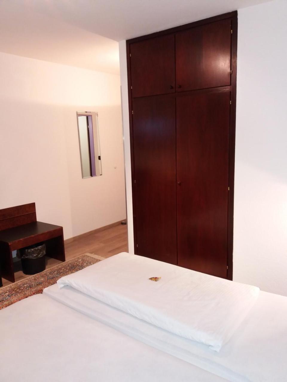 Hotel Aris Sarstedt Exteriör bild